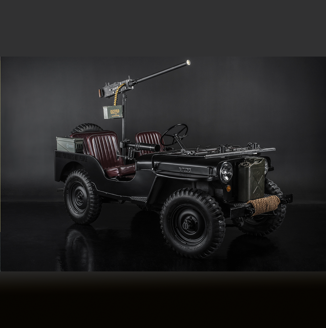 GUN #012 + JEEP SCULPTURE